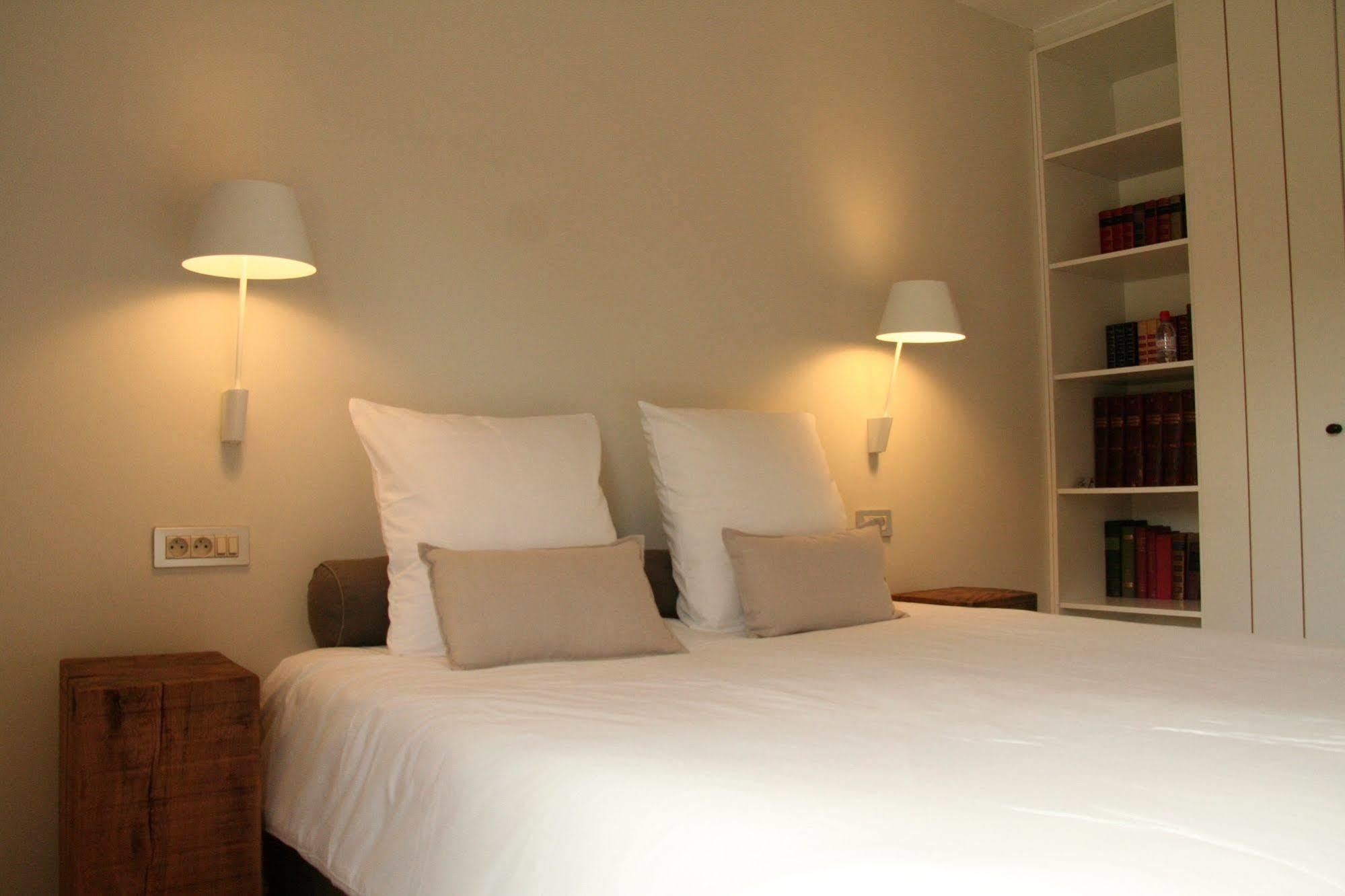 O-Lit Bed & Breakfast Paal Екстериор снимка